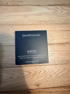 bareMinerals BAREPRO Powder Foundation
